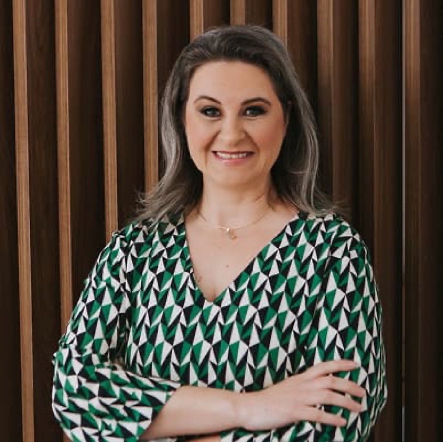 Dra. Simone Fiebrantz Pinto, nutricionista